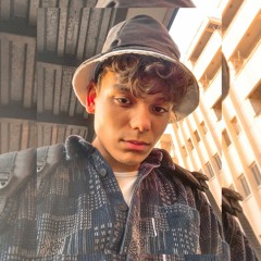 My heart is one of the sad guitar strings