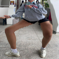 Elise Cernosia