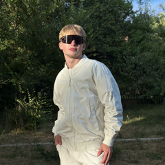 NIKITA GARAGATYY