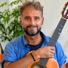Dario Viviani - Suzuki Guitar Teacher