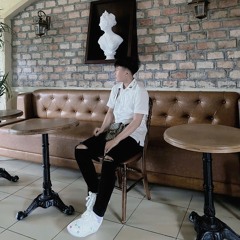 Anh Music つ ENTERTAINMENT