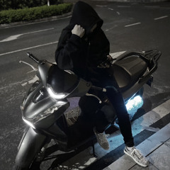 Em Luôn Ở Trong Tâm Trí Anh - LVT Remix