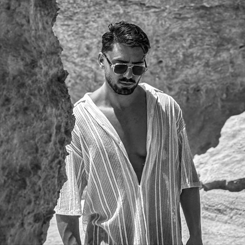 Stream Radu (RO) music | Listen to songs, albums, playlists for free on ...