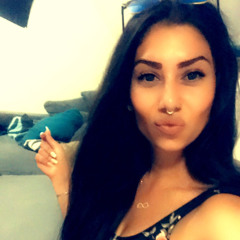 Bella Delliciouz