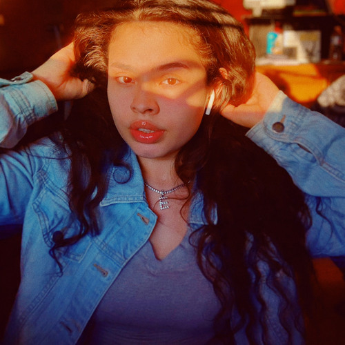Esmeralda Ramirez’s avatar