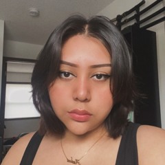 𝑟𝑎𝑦𝑛𝑒 𝑐ℎ𝑎𝑟𝑔𝑖𝑛𝑔 𝑡ℎ𝑢𝑛𝑑𝑒𝑟