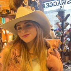 Madeleine Wright 🦋