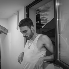 Luken Sánchez