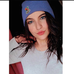 Hana omar🧜🏻‍♀️🤍