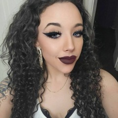 annekhansonxo