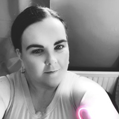 Louise Thomson