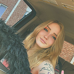 kelly.loveswubz