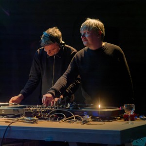 🔴 Wura Samba & Gebrüder Teichmann