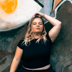 Dancer BRiNA