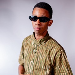 Junior Steelo