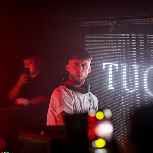 Tucker - I'm A Savage (FREE DL)