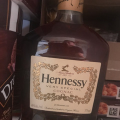 QueenHenny🥃💙