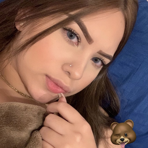 Stream Valentina Saenz music Listen to songs, albums, playlists for