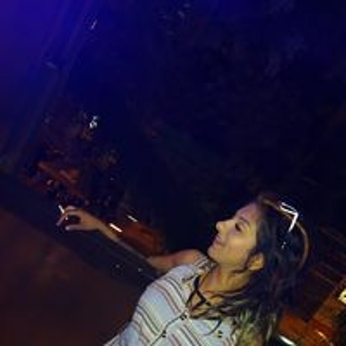Debora Carolina’s avatar