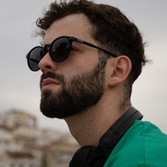 Víctor LR