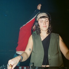 camii ✮ Vincent’s older sister