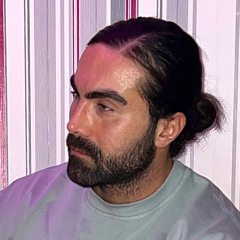 Amir Bayat