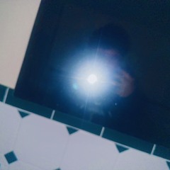 maple @mxplelistic1 カエデ