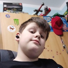 Lil Fault - Holka z Polska prod. NAME IS ERIC (oficiální video).mp3