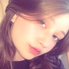 >_<