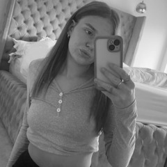 mia povey