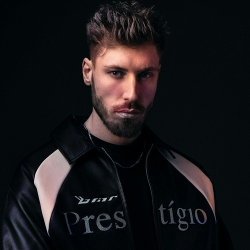 Olly James artist photo