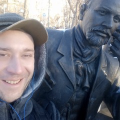 Максим Литвинов