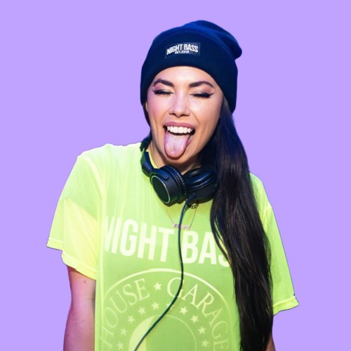 Rhiannon Roze artist photo