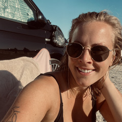 Julia Erhart