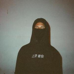 ✰