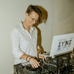 DJ LYNZ