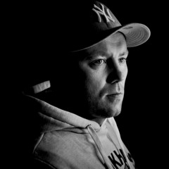 Dj Yezzi