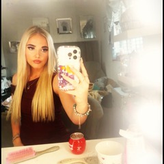 maisie x