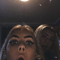 Chloe Horner 😈