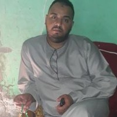 مصطفى عبد الغنى