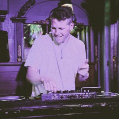 Dj Oloravi