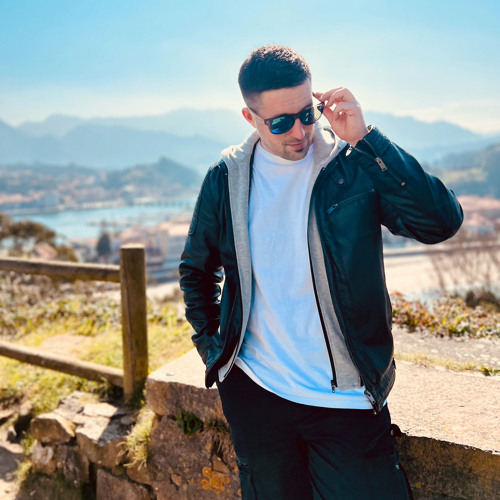 Stream Pablo Ruiz Martínez music Listen to songs, albums, playlists