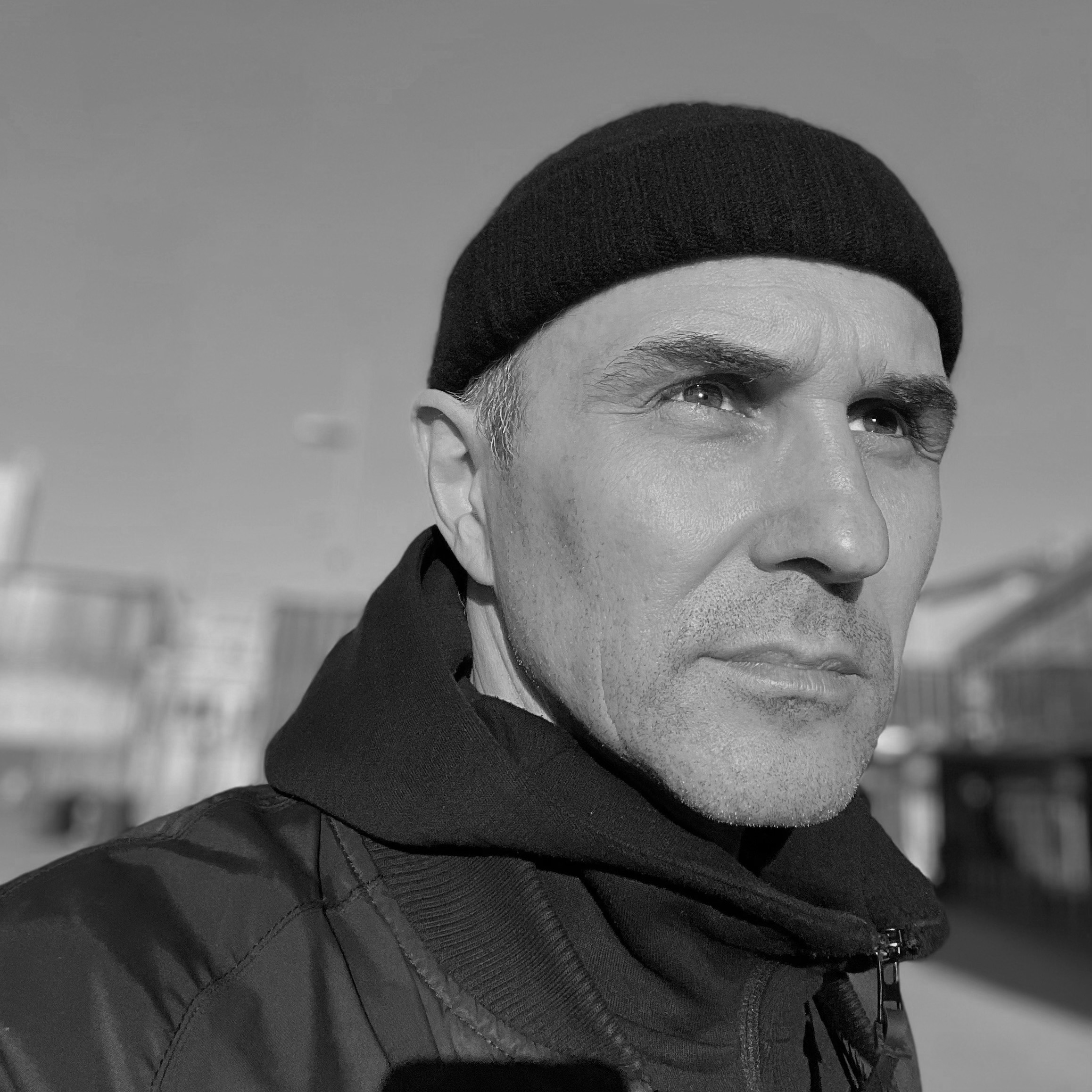 ION - mladen_kolundzija