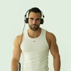Victor Izarra