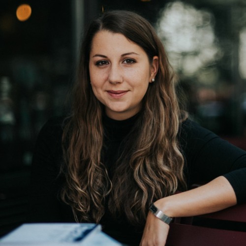 Nina Medved’s avatar