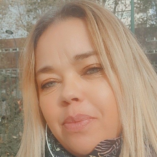 Stephanie Lecoeur’s avatar