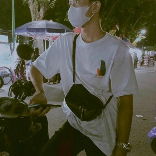 Aprilian feat Fany Zee  Janji Yang Terlupakan Official Music Video.mp3