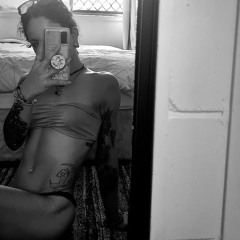 Holly Lee Cresswell