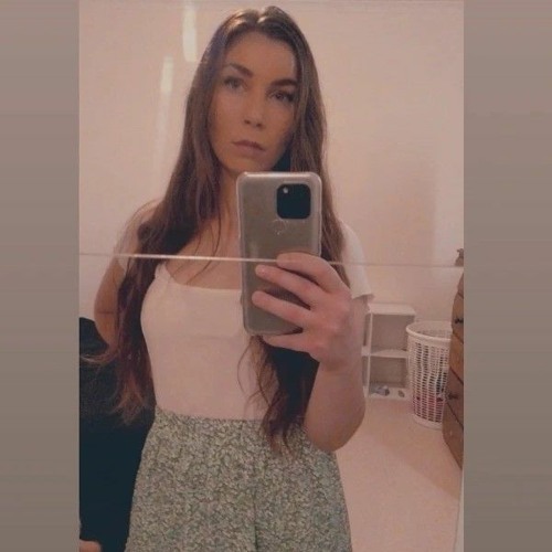 Zoey Richards 🧡🎶🧡’s avatar
