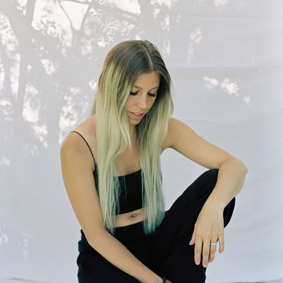 Vesi Vibes’s avatar